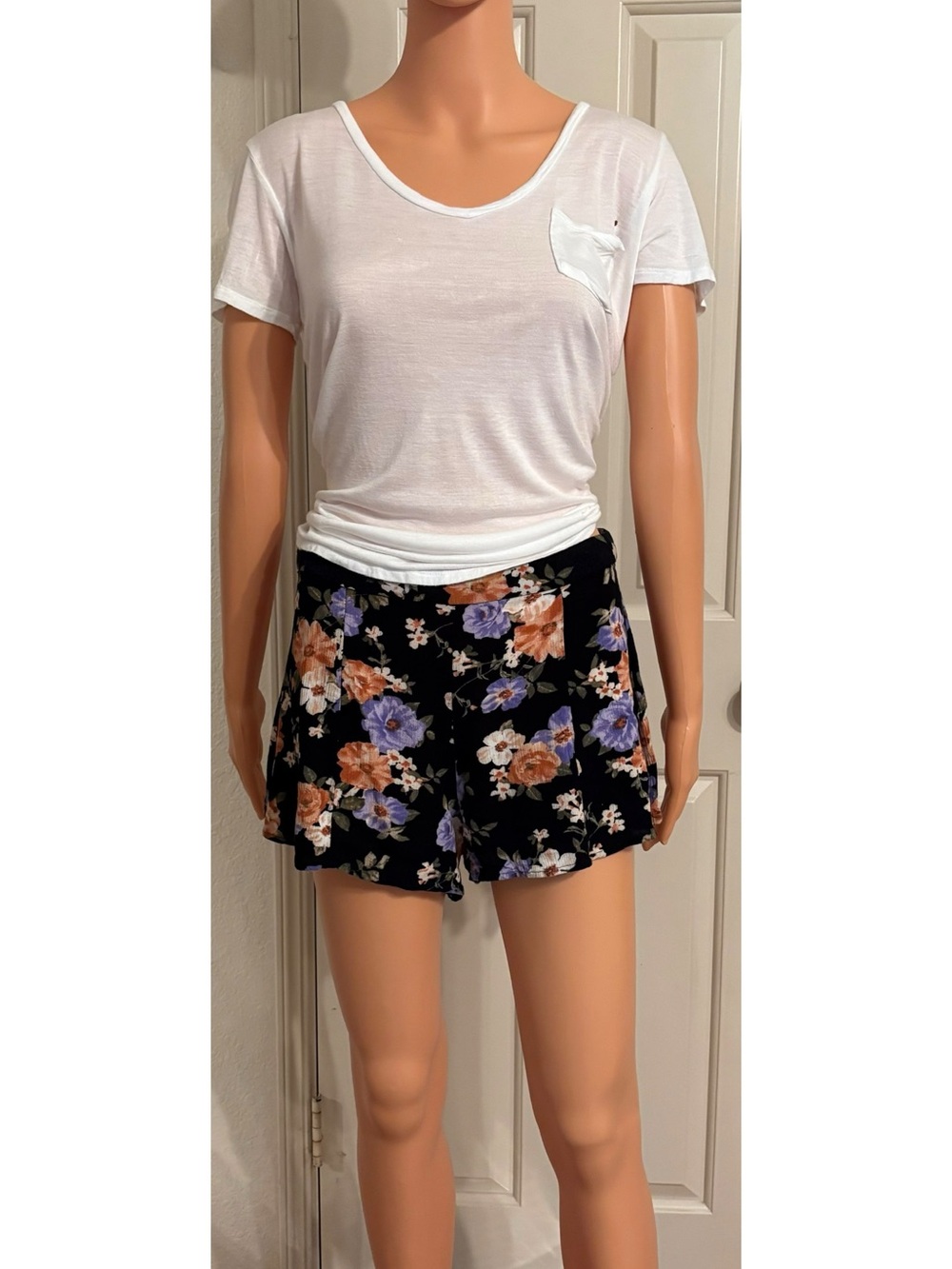 Forever 21 Black Floral Women's Shorts - Purple & Orange Flowers